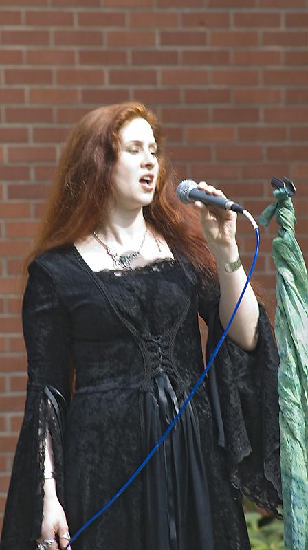 Faire-125A.jpg - Songstress